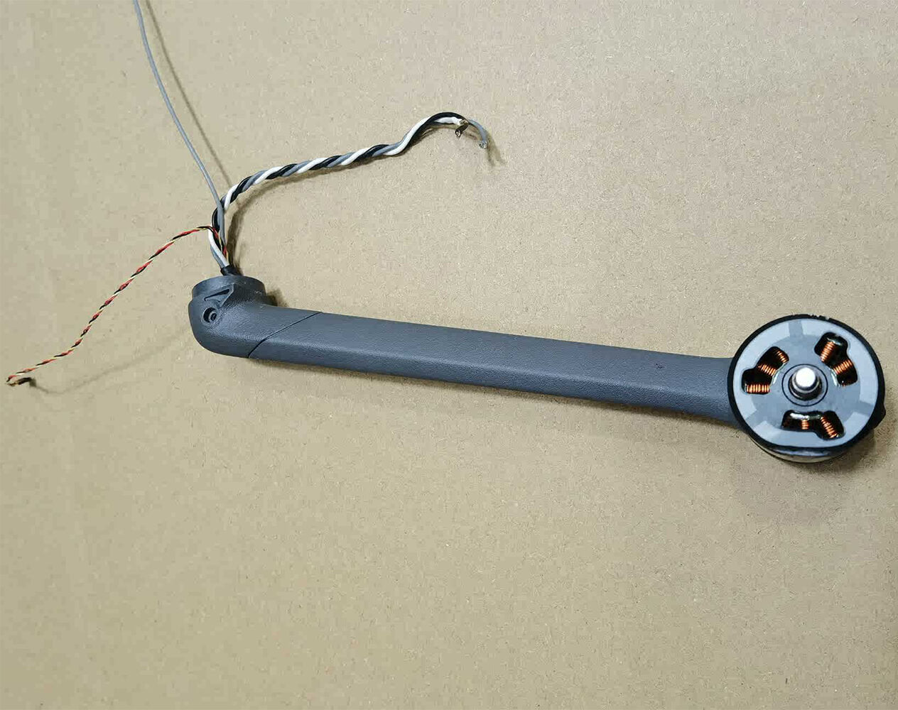(Used-Very Good) Arm Shell with Broken Motor Replacement for Mavic 3
